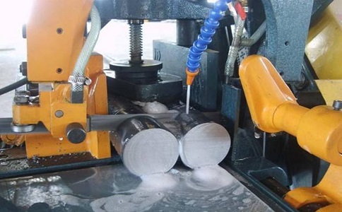 广华办事处卧式带锯床的送料方式有哪几种？